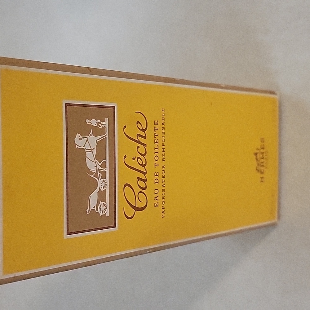 Hermes Yellow and Gold Bath & Body Tool Set - Picture 2 of 16